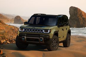 Jeep chystá elektrickou revoluci. Bez kabelu se neobejde ani nekompromisní off-road