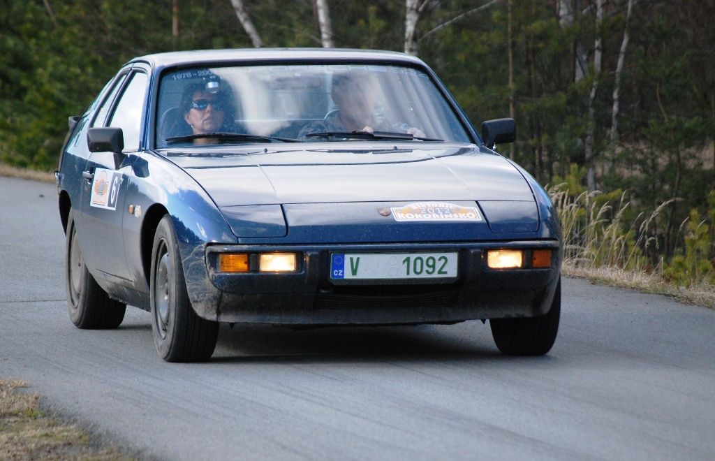 Zimní veteránská rally na Kokořínsku