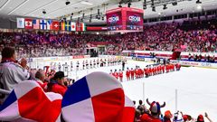 Zaplněná hala v Českých Budějovicích na čtvrtfinále MS hokejistek 2025