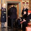 Vyjímání korunovačních klenotů ve Svatováclavské kapli