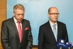 Kauza Česká pošta: Premiér svolal bezpečnostní radu
