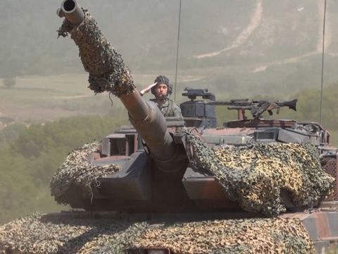 Válkou na Ukrajině to neskončí. Na to hlavní jsme v NATO zapomněli, varuje admirál