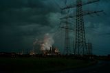 Elektrárna ve Weisweileru před bouří.