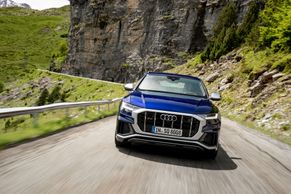 Audi vzkřísilo naftový osmiválec. První test silného a stylového obra SQ8