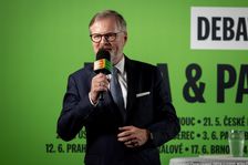 Vlastizrádce, slyšel také Fiala. U něj "doma" se křičelo, i kvůli podpoře Izraele