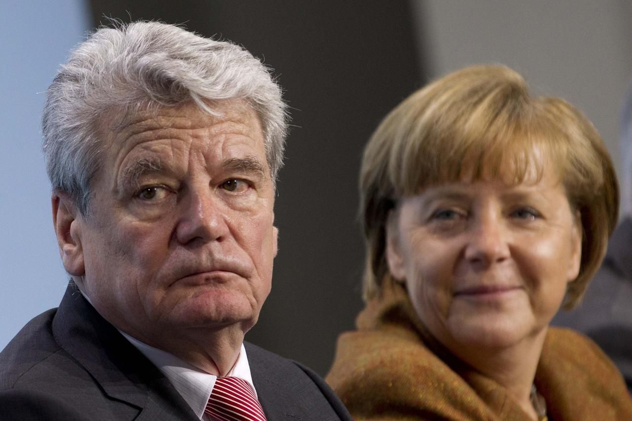 Joachim Gauck a Angela Merkelová