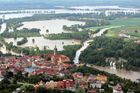 Komáří kalamita ve středních Čechách po povodni nebude