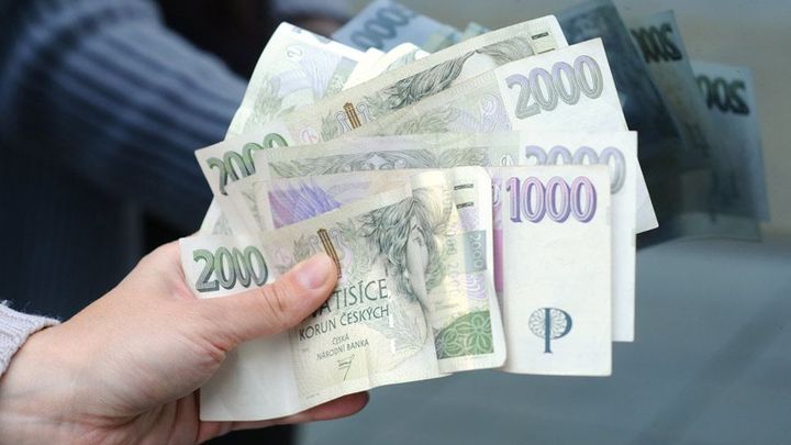 Šedá ekonomika v Česku by zaplatila důchody na dva roky. Živí ji drahá  práce a byrokracie - Aktuálně.cz