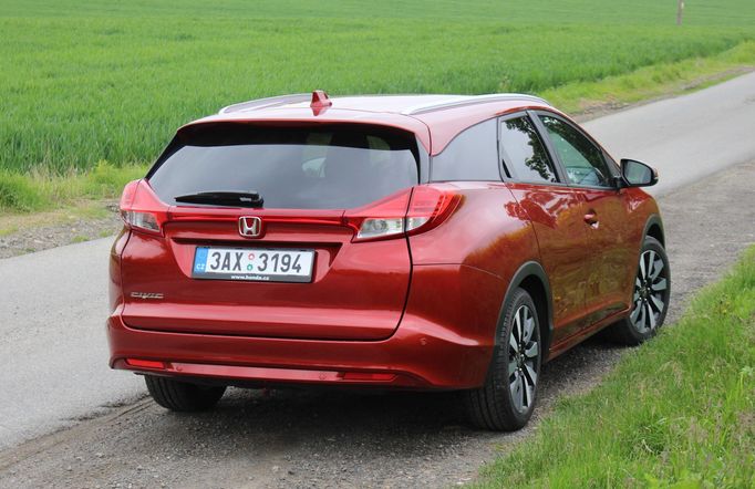 Honda Civic poráží objemem zavazadlového prostoru i dosavadní lídry.