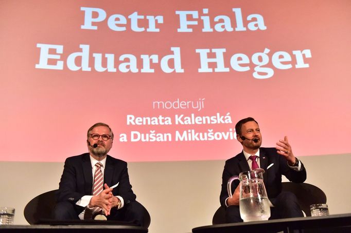 Debata českého a slovenského premiéra při příležitosti 30. výročí událostí vedoucích k rozdělení společného státu Čechů a Slováků.