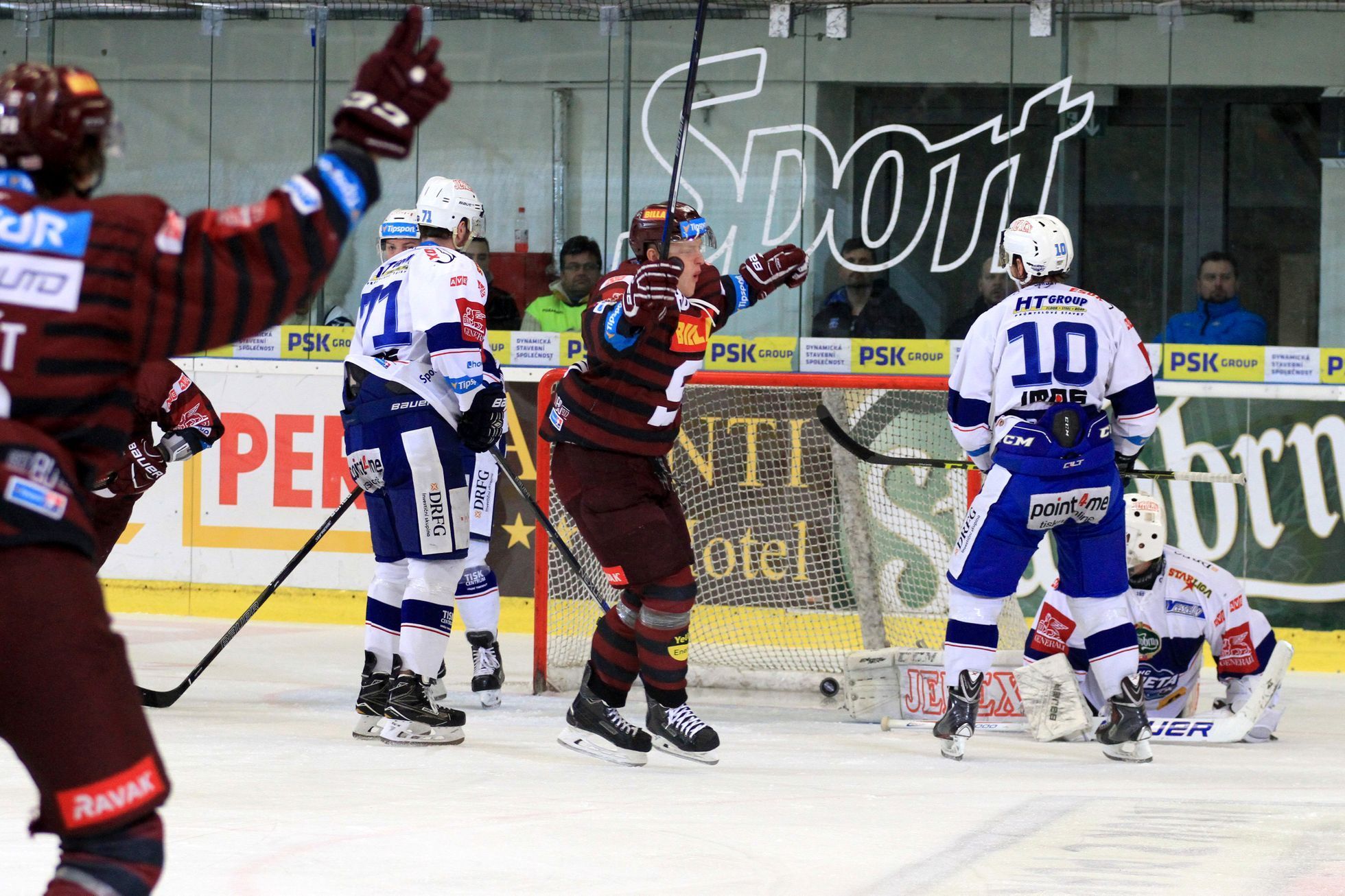 Kometa Brno, HC Sparta Praha, 35. kolo extraligy 2016/17