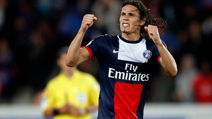 Edinson Cavani slaví gól v dresu Paris St. Germain.