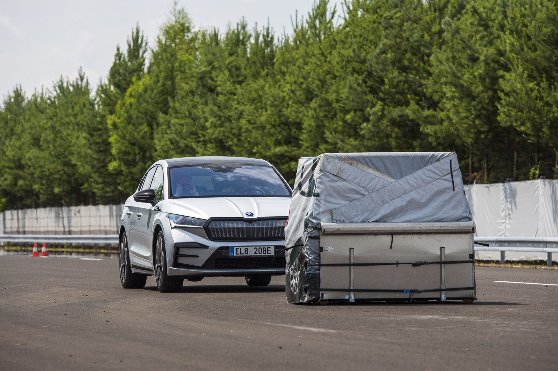 Jízdní asistenty, testování Škoda Auto 2023