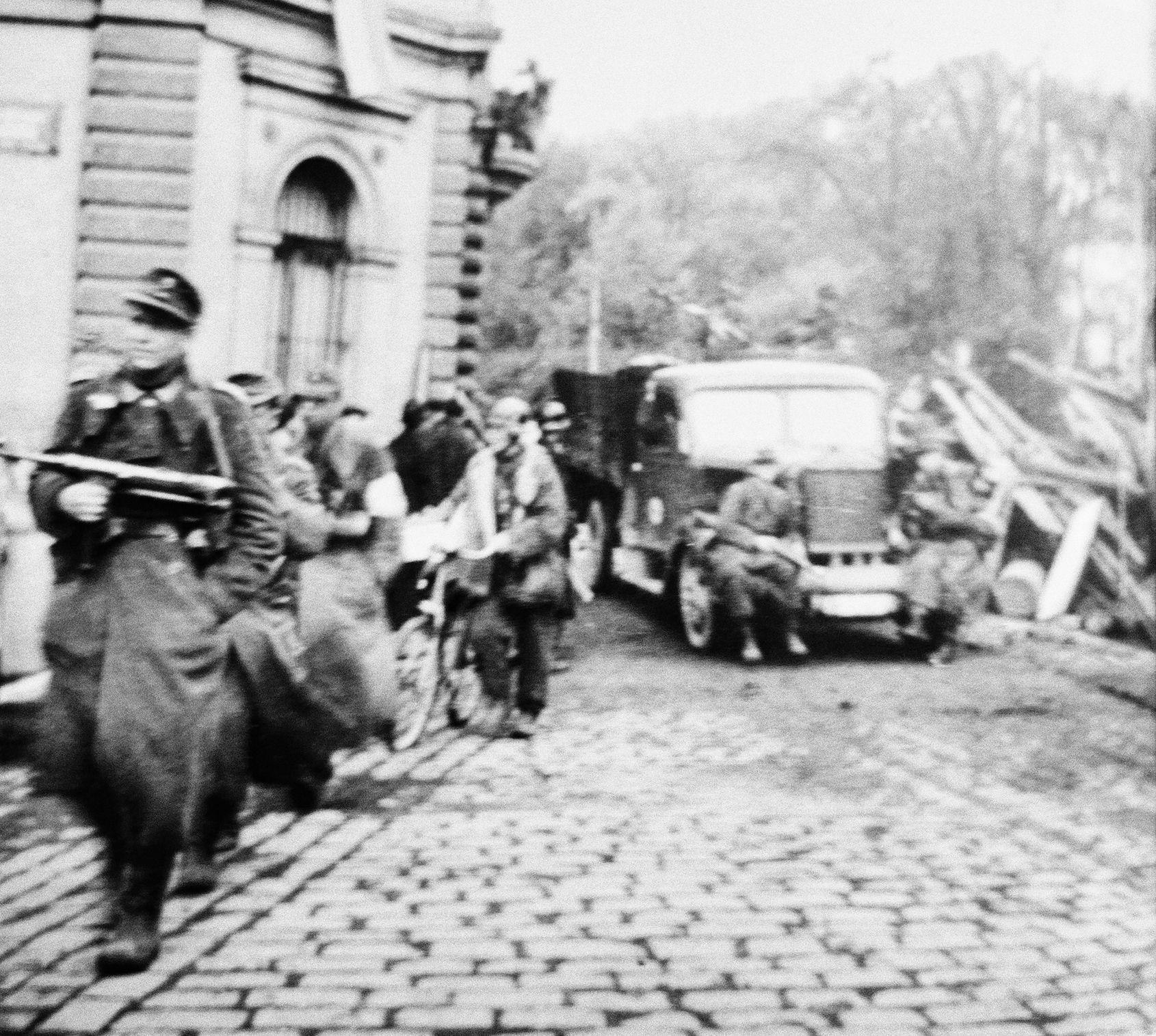 Jednorázové užití / Vlasovci - 1945 / New / Duben 2020