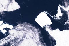 "Nastal jeho čas." Největší ledovec světa se dal po více než třiceti letech do pohybu
