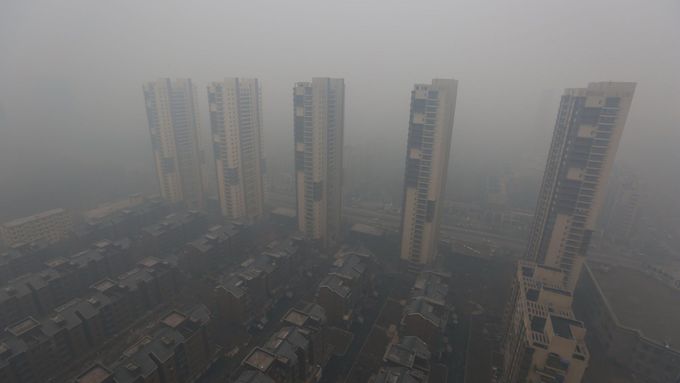 Smog v čínském Šen-jangu.