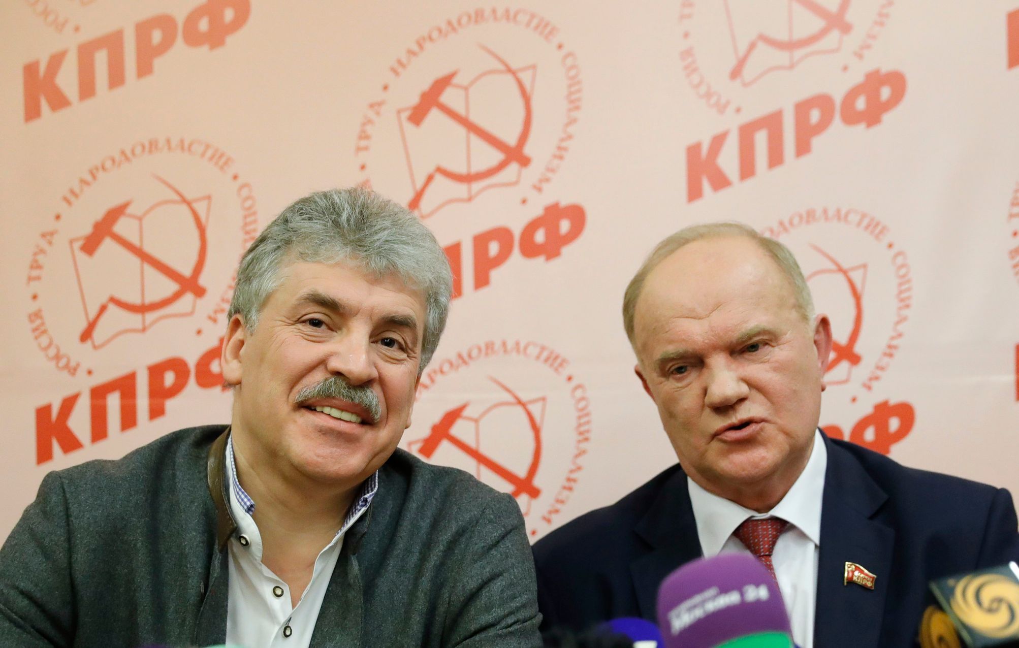 Komunisté Pavel Grudinin a Gennadij Zjuganov