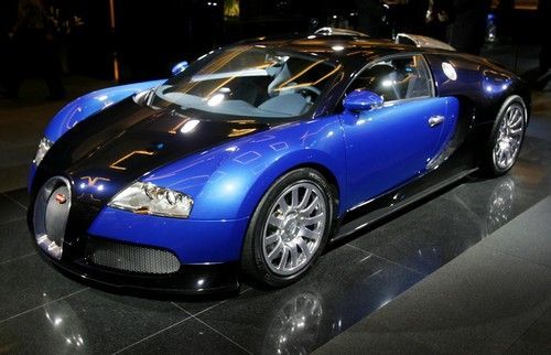 Autosalon v Los Angeles: Bugatti Veyron 16.4