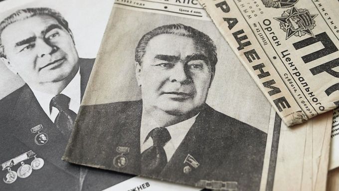 Leonid Iljič Brežněv, generální tajemník Ústředního výboru Komunistické strany Sovětského svazu, zemřel v listopadu 1982.