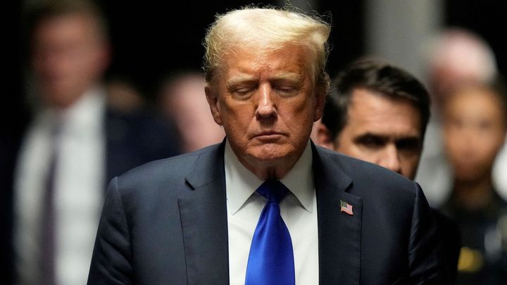 Trump chtěl zrušit oznámení trestu v kauze plateb pornoherečce. Soudce to odmítl