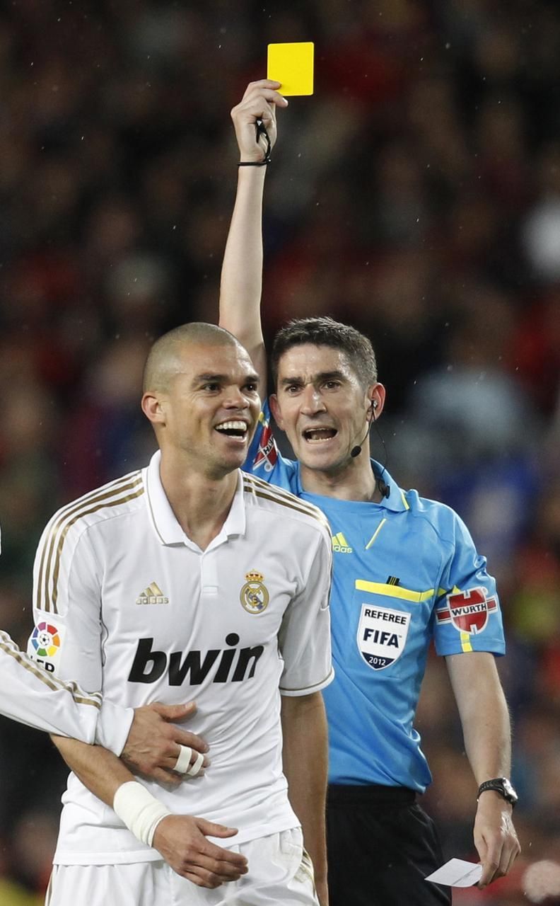 FC Barcelona - Real Madrid (Pepe)