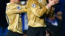 Pavel Nedvěd a Alessandro Del Piero se loučí s fanoušky Juventuu po porážce na Stamford Bridge od Chelsea.