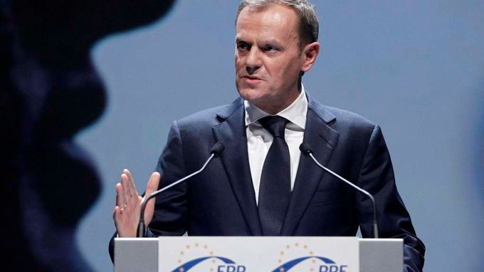 Premiér Tusk měl k paktu výhrady, Sejm ale dohodu schválil