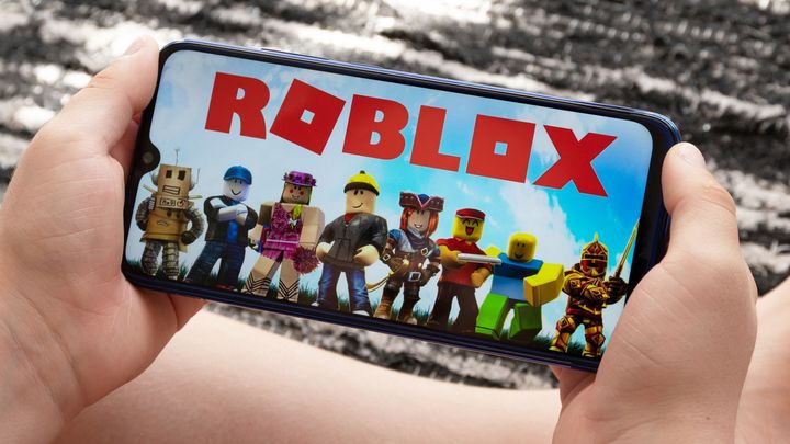 Roblox hrají desítky milionů dětí. Hrozí, že se zde setkají se souloží i znásilněním; Zdroj foto: Shutterstock.com