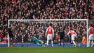 Jamie Vardy scores the first goal for Leicester against Arsenal from the penalty spot