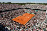 25. května (Paříž): Ve francouzské metropoli Paříži se již vše chystá k zahájení 111. French Open, druhého grandslamového turnaje sezony. Naskočí do něj i dvanáct českých tenistů a tenistek, ovšem jen ti nejlepší se ukáží na centrálním kurtu Phillipa Chatriera.