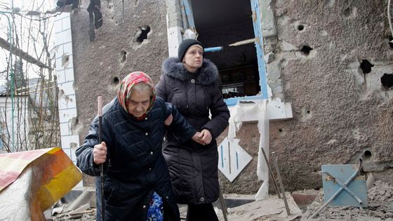 Foto: Chtějí už jen přežít. Nové záběry z východní Ukrajiny