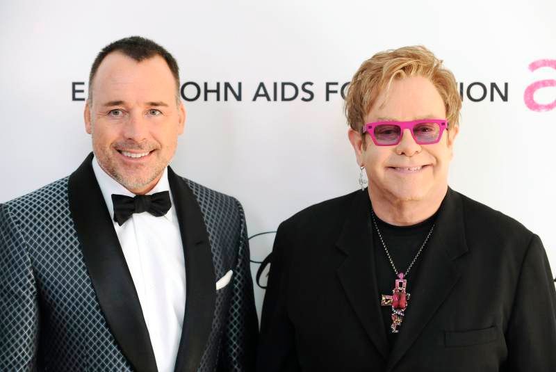 Elton John uspořádal charitativní akci na podporu boje proti AIDS- David Furnish a Elton John