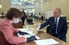 Putin může Rusku vládnout až do roku 2036. Voliči v referendu schválili změny ústavy