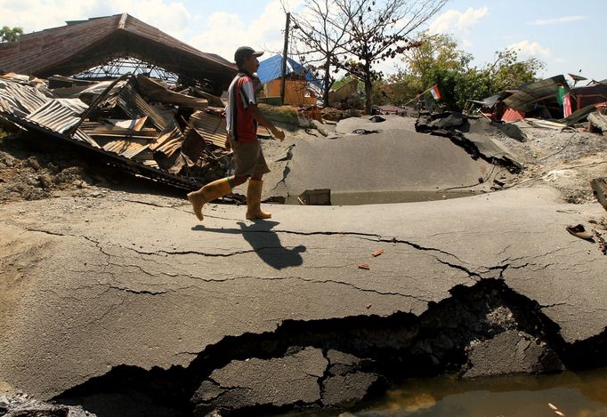 Zemětřesení a tsunami v Indonésii 2018