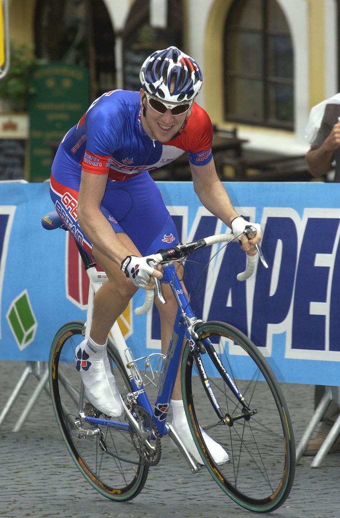 Bradley Wiggins na Ytong Bohemia Tour 2002 v Česku.