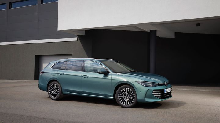 Levnější než Superb, ale jen v základu. Devátý VW Passat začíná pod milionem