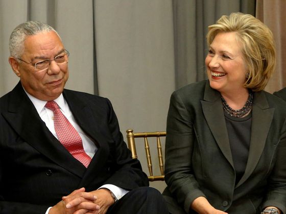 Colin Powell s Hillary Clintonovou v roce 2014.