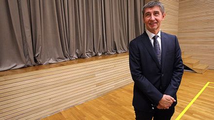 Obnovíme jednání s hnutím ANO, nebylo to jednoduché, neznamená to ale vstup do vlády, říká Hamáček