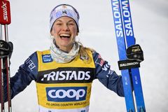 Světový pohár běžců na lyžích vyhráli Amundsen a podruhé Digginsová