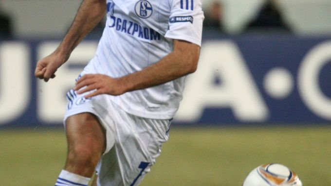 Raúl se v únoru představil v dresu Schalke divákům v Plzni během Evropské ligy