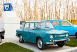 V roce 1966 uzavřelo Rumunsko smlouvu s Renaultem na licenční výrobu jeho modelu R12. Než se však auto vůbec představilo, dostali Rumuni licenci na výrobu staršího typu Renault 8, který pojmenovali Dacia 1100.