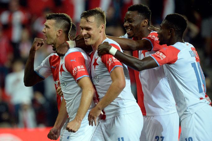 Slavia se raduje z branky v zápase s Baníkem Ostrava