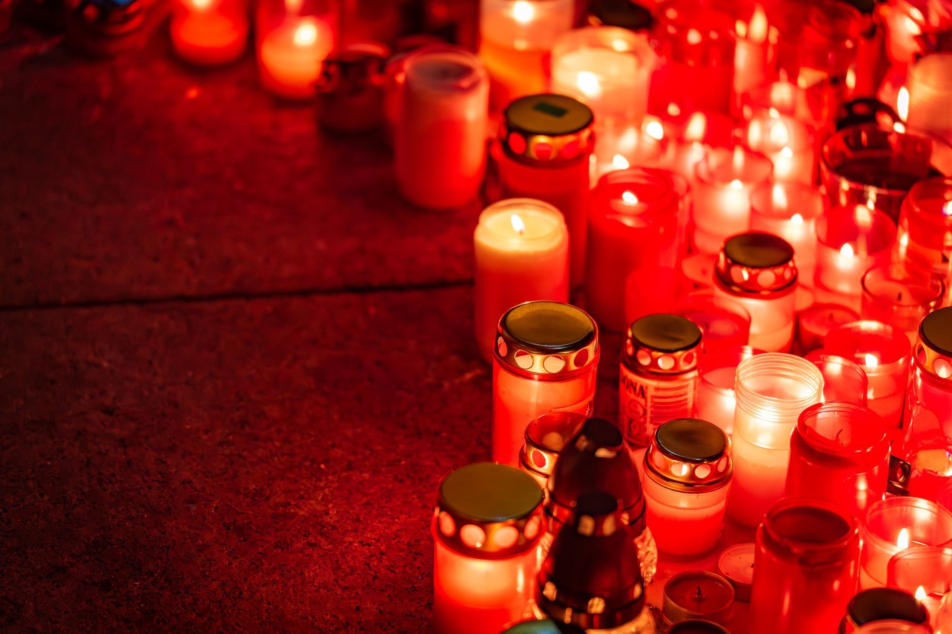 Národní třída, Staroměstské náměstí, 17. listopad, výročí, státní svátek, svíčky