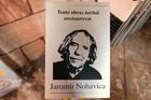 "S jejich pomocí opravujeme obrazy křížové cesty. Jarda Jágr, Lucie Bílá, Olga Lounová, Jaromír Nohavica, Filip Brožek, Leoš Mareš… všichni u nás mají u obrazu, který adoptovali, cedulku s poděkováním, že právě díky nim byl daný obraz restaurován."