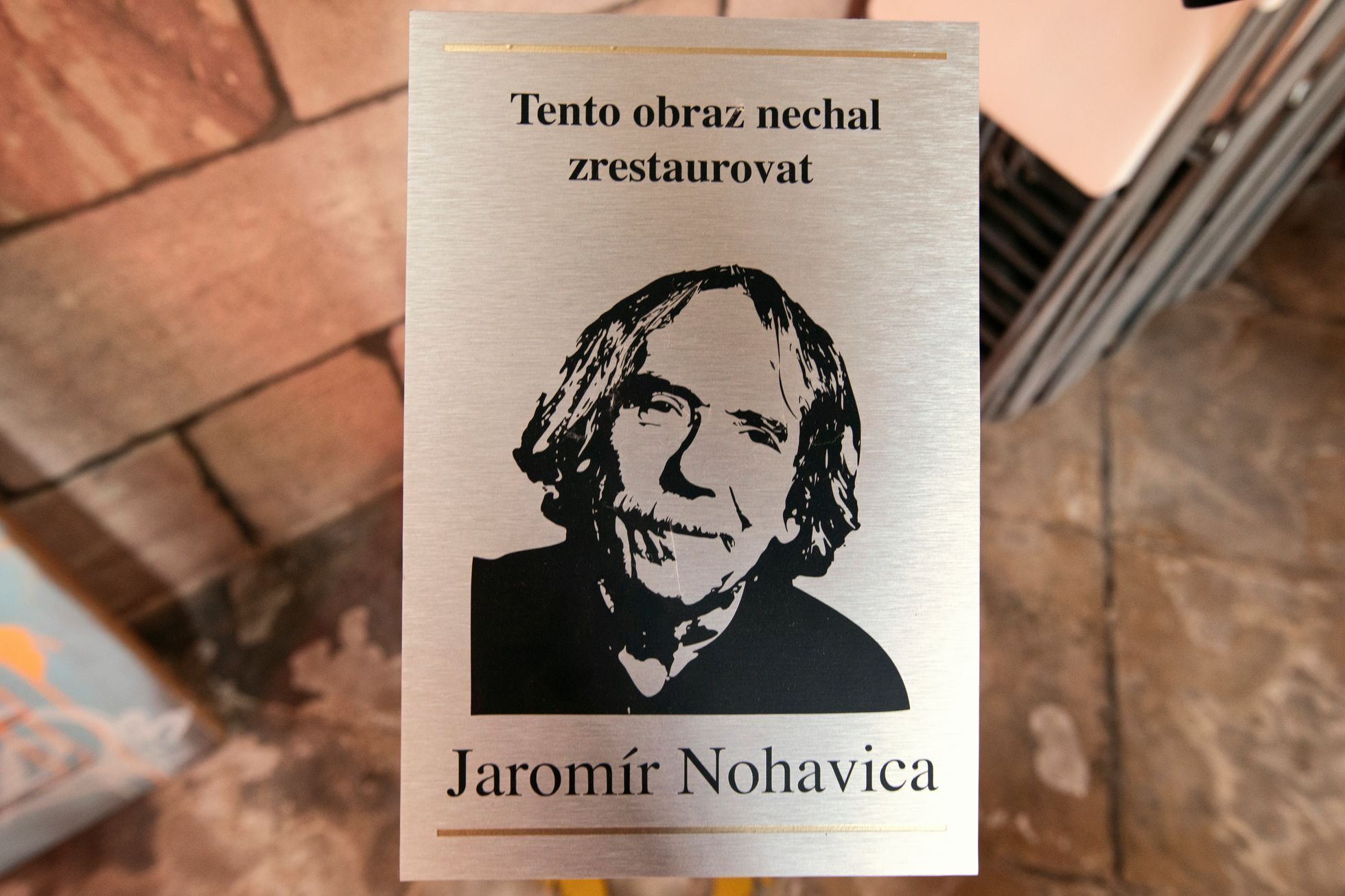 Chotěvice, Karin Babinská,režisérka, herečka, spisovatelka písničkář, herec, Richard Krajčo, frontman kapela Kryštof, Kostel sv. Petra a Pavla, umění,  pop art