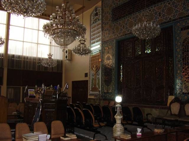 Teherán, Írán, synagoga, cesta
