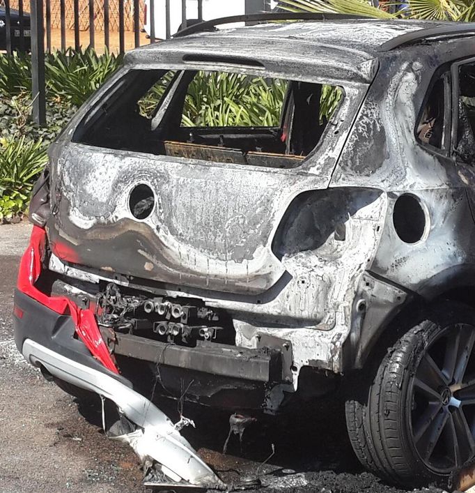 Auto, ze kterého se v Jihoafrické republice střílelo na uprchlého českého podnikatele Radovana Krejčíře.