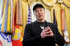 Muskův politický narcisismus? Jeho strana může škodit Trumpovi, míní amerikanista