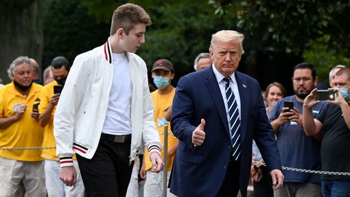 Donald Trump na snímku se synem Baronem