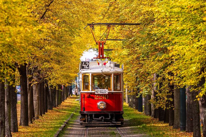 Krása podzimní Prahy na fotografiích Radoslava Vnenčáka